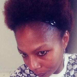 Meet your Posher, Stacie